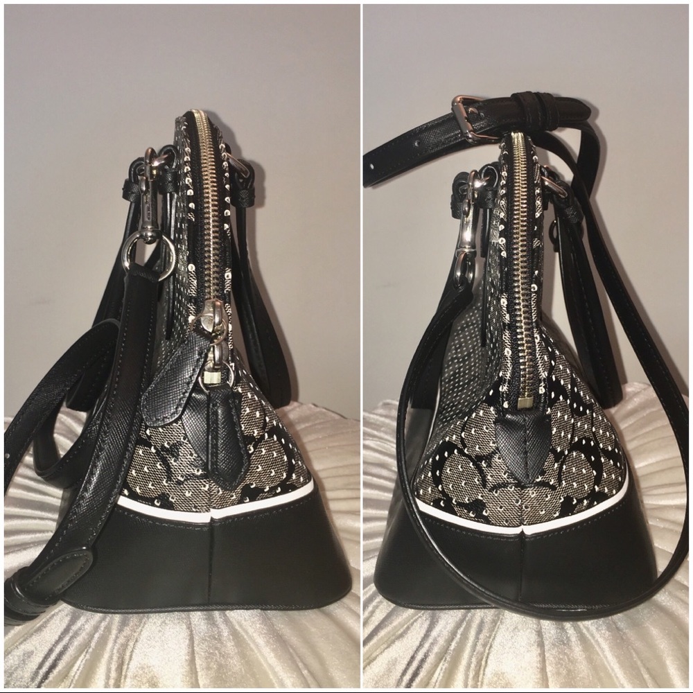 Coach - Perforated Sierra Bag - Picture 6 of 7